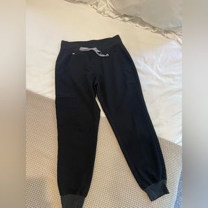 Figs Zamora joggers size S petite.